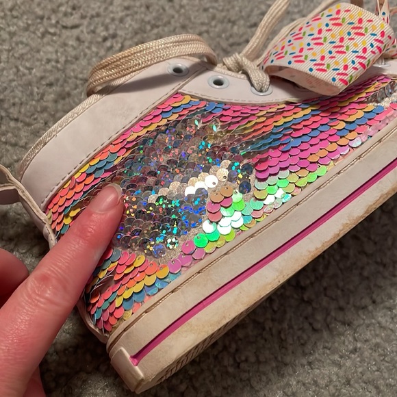 Jojo Siwa White Glitter High Top Sneakers - Picture 5 of 6